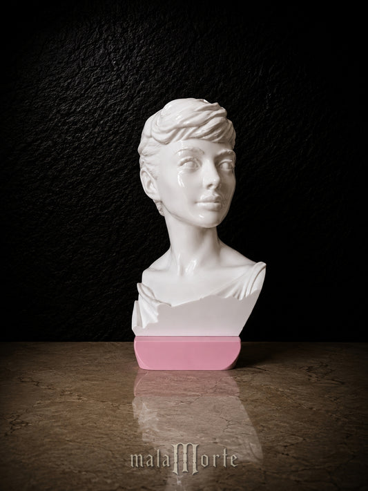 Audrey Hepburn - Busto